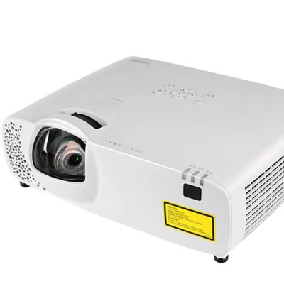 Flyin 5500 ANSI Lumens Native 4K 3LCD Laser Projector Short Throw HDBaseT για την εκπαίδευση 3D χαρτογράφηση